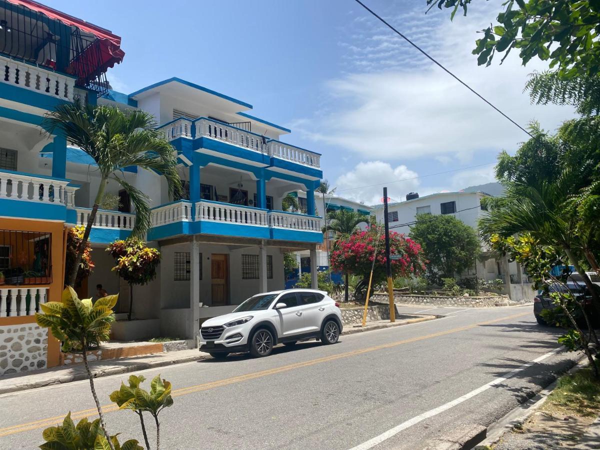Beachfront Apartment, Quiet 4 Beds, 1 Bath, Ac, Wi-Fi, Hot Water, In Paraiso Near Los Patos Exteriör bild