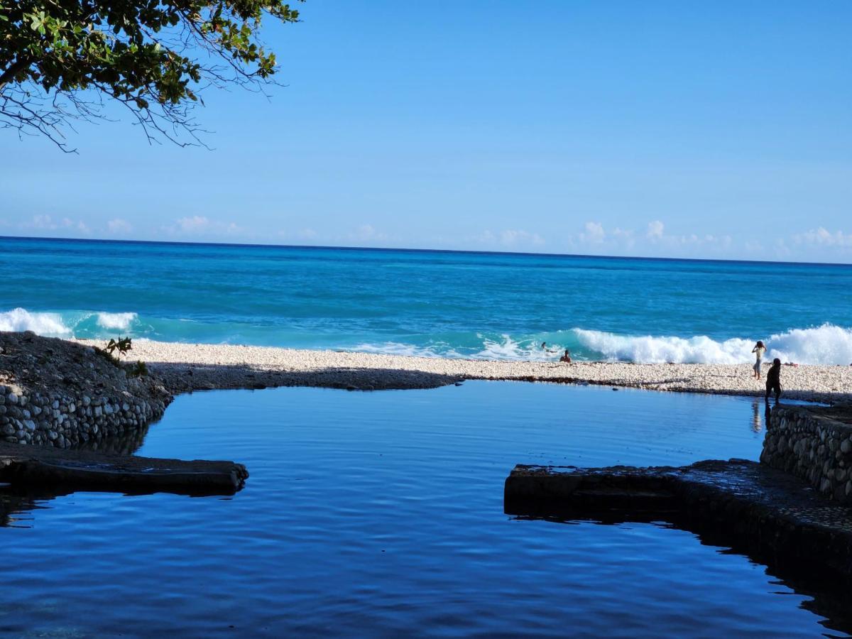 Beachfront Apartment, Quiet 4 Beds, 1 Bath, Ac, Wi-Fi, Hot Water, In Paraiso Near Los Patos Exteriör bild